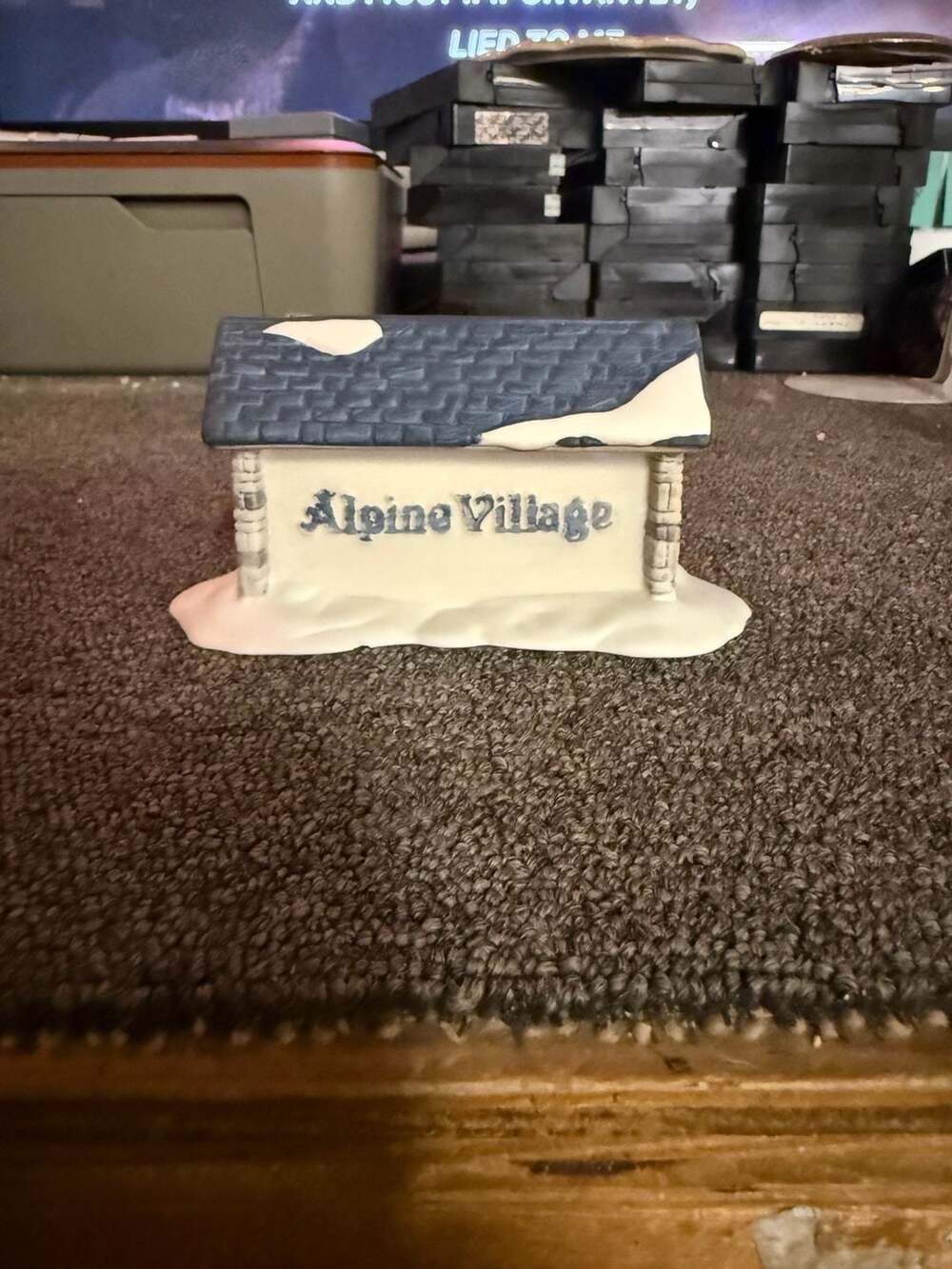 Department 56 Heritage Village Collection Alpine Village Sign Accessory #6571-4